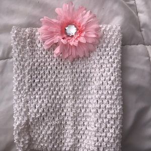 Kids top with Removable pink flower